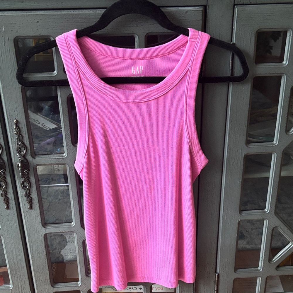 GAP Women's Bright Pink Tank Top